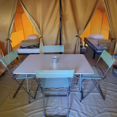 Camping De Rouergue วีย์ฟร็องเช-เดอ-ฮูแอเก ภายนอก รูปภาพ
