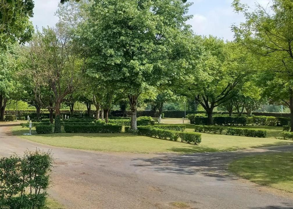 Camping De Rouergue วีย์ฟร็องเช-เดอ-ฮูแอเก ภายนอก รูปภาพ
