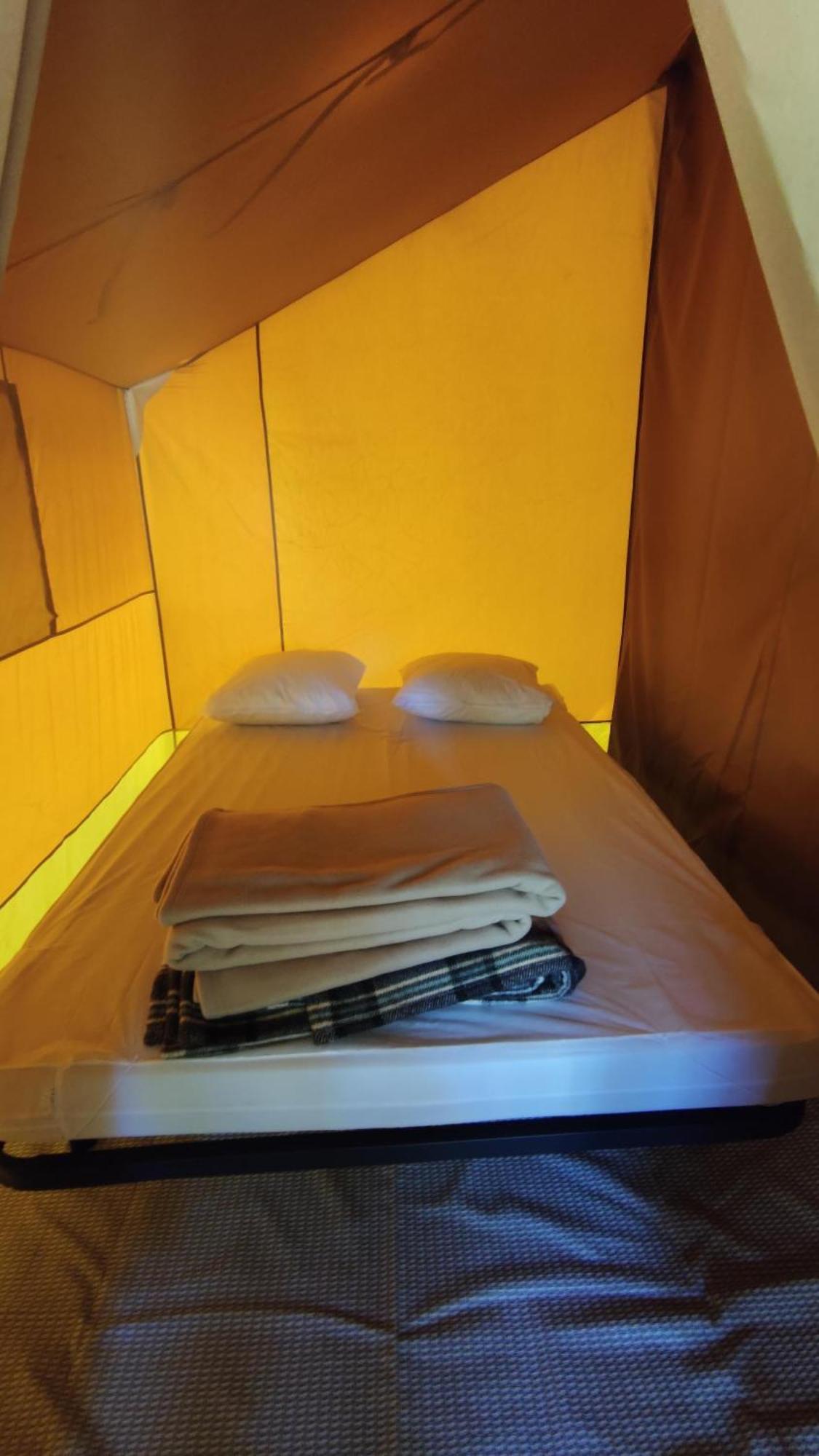 Camping De Rouergue วีย์ฟร็องเช-เดอ-ฮูแอเก ภายนอก รูปภาพ